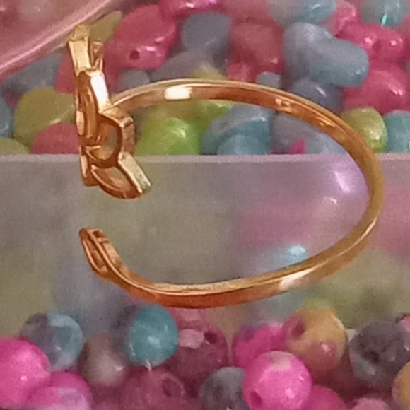 🄰🄳🄹🅄🅂🅃🄰🄱🄻🄴 🄶🄾🄻🄳 🄻🄾🅃🅄🅂 🅁🄸🄽🄶 - Picture 2 of 4